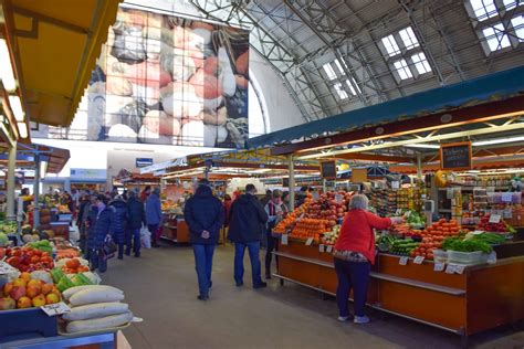 riga central market clothing.